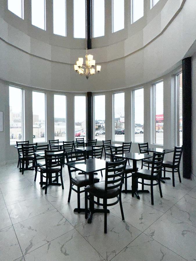 Premier & - Downtown Hotel