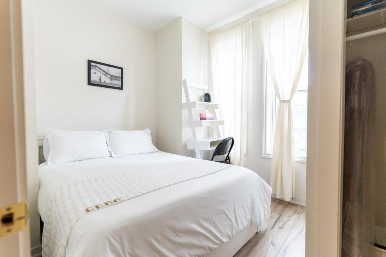 Modern 1 Bedroom With In-suite Laundry Hamilton