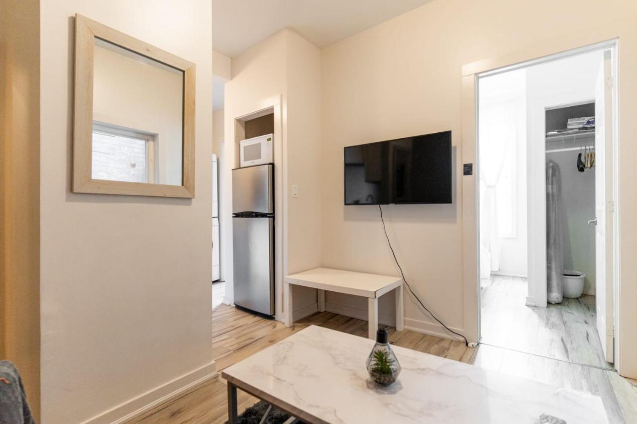 Apartment Modern 1 Bedroom With In-suite Laundry