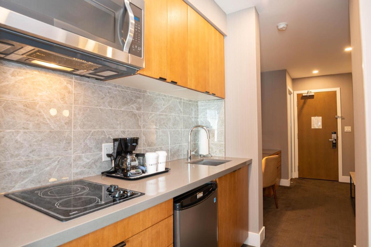 Sandman Hotel Hamilton