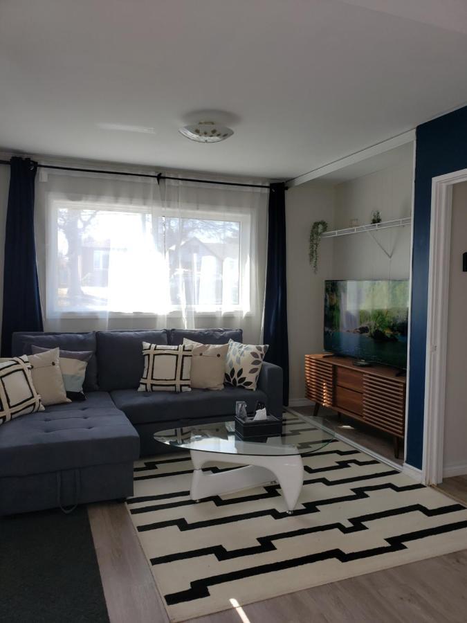 Apartment 2plex, Choose, 1of 2 Entire Units Hamilton