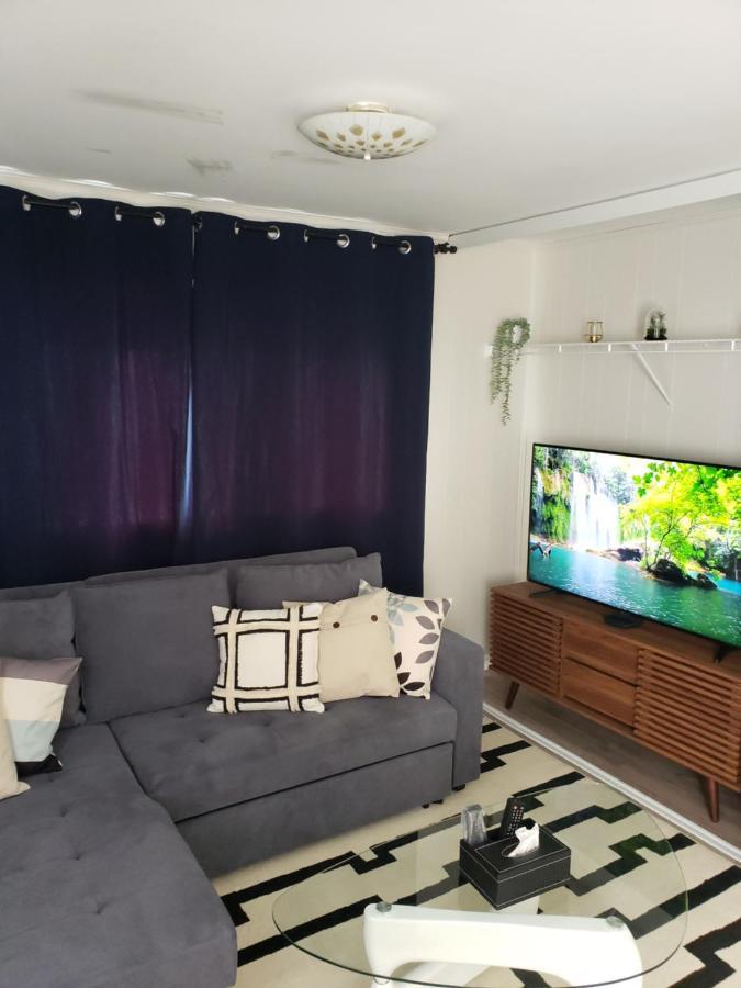2plex, Choose, 1of 2 Entire Units Apartment