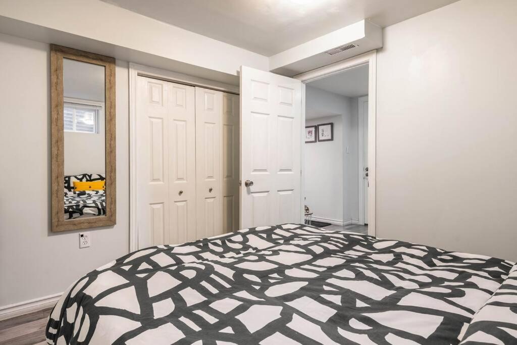 Cozy Nest Basement Unit * Hamilton