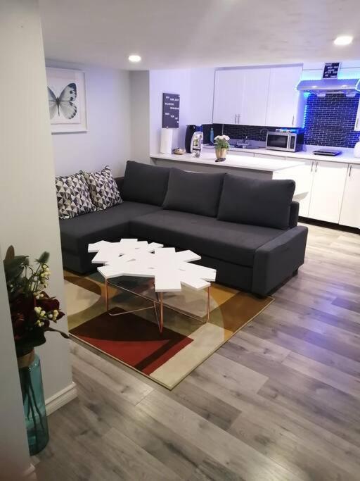 Cozy Nest Basement Unit Apartment *