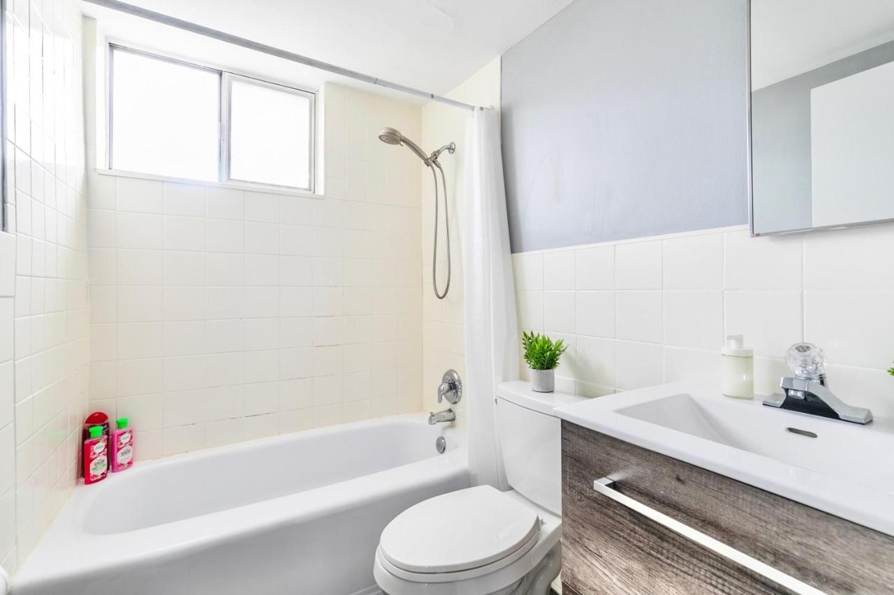Cozy 1br - Near Downtown With Balcony Apartment Hamilton