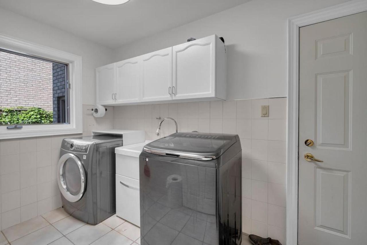 Amazing Luxury 6br - Pool - 30min To Niagara Falls