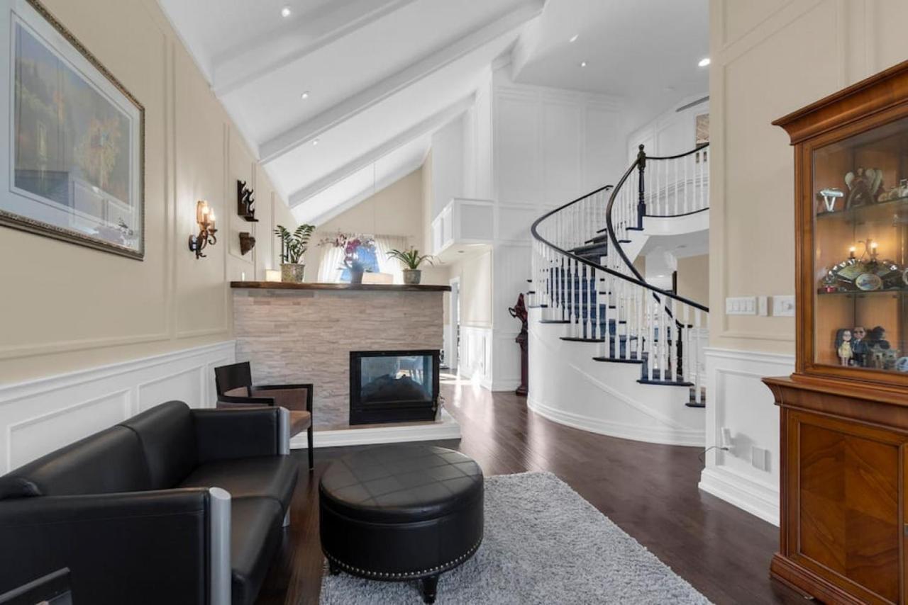 Amazing Luxury 6br - Pool - 30min To Niagara Falls Hamilton
