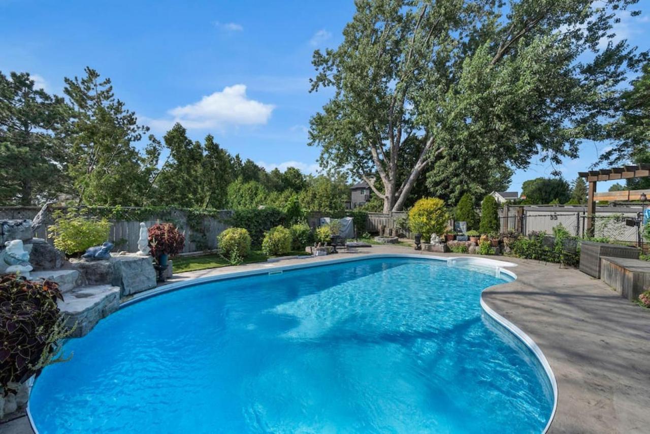 Amazing Luxury 6br - Pool - 30min To Niagara Falls Holiday home *