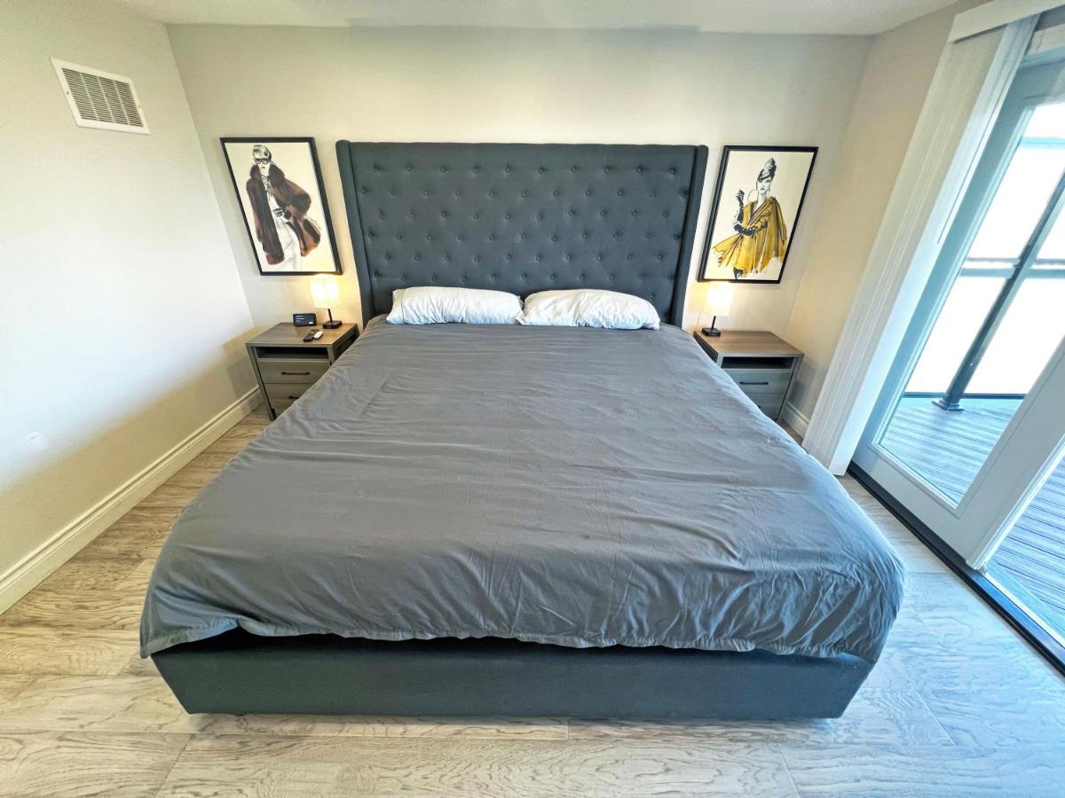 Luxe Near Limeridge - Sleeps 11 - Pool Apartamento