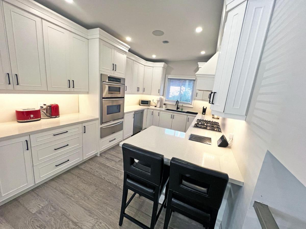 Apartamento Luxe Near Limeridge - Sleeps 11 - Pool