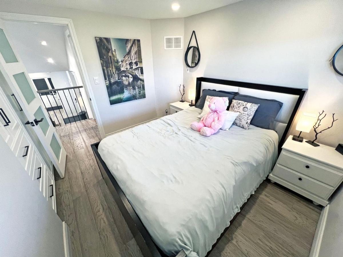 Apartamento Luxe Near Limeridge - Sleeps 11 - Pool *