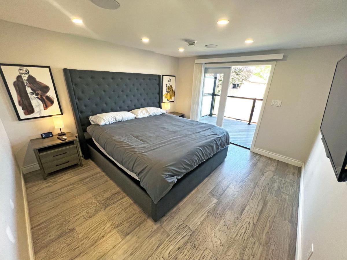 Luxe Near Limeridge - Sleeps 11 - Pool Hamilton