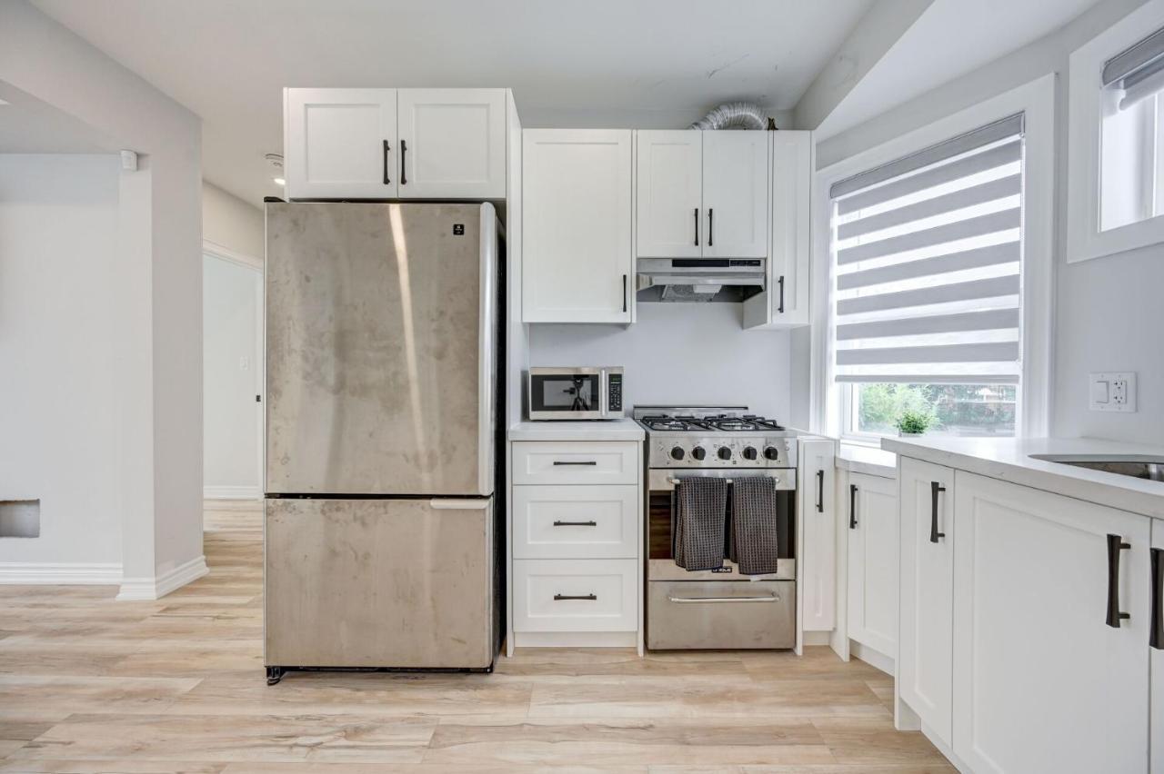 Brand New 2 Bedroom Loft In *