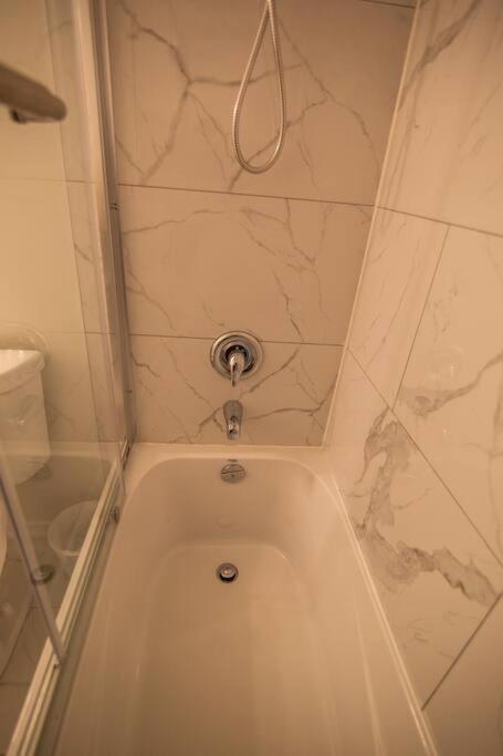 Villa Executive 3 Bedroom Townhouse Close To The *