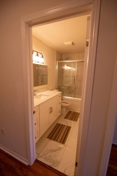 Villa Executive 3 Bedroom Townhouse Close To The Hamilton