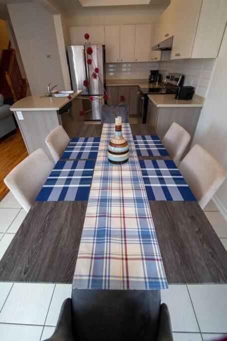 Executive 3 Bedroom Townhouse Close To The Villa