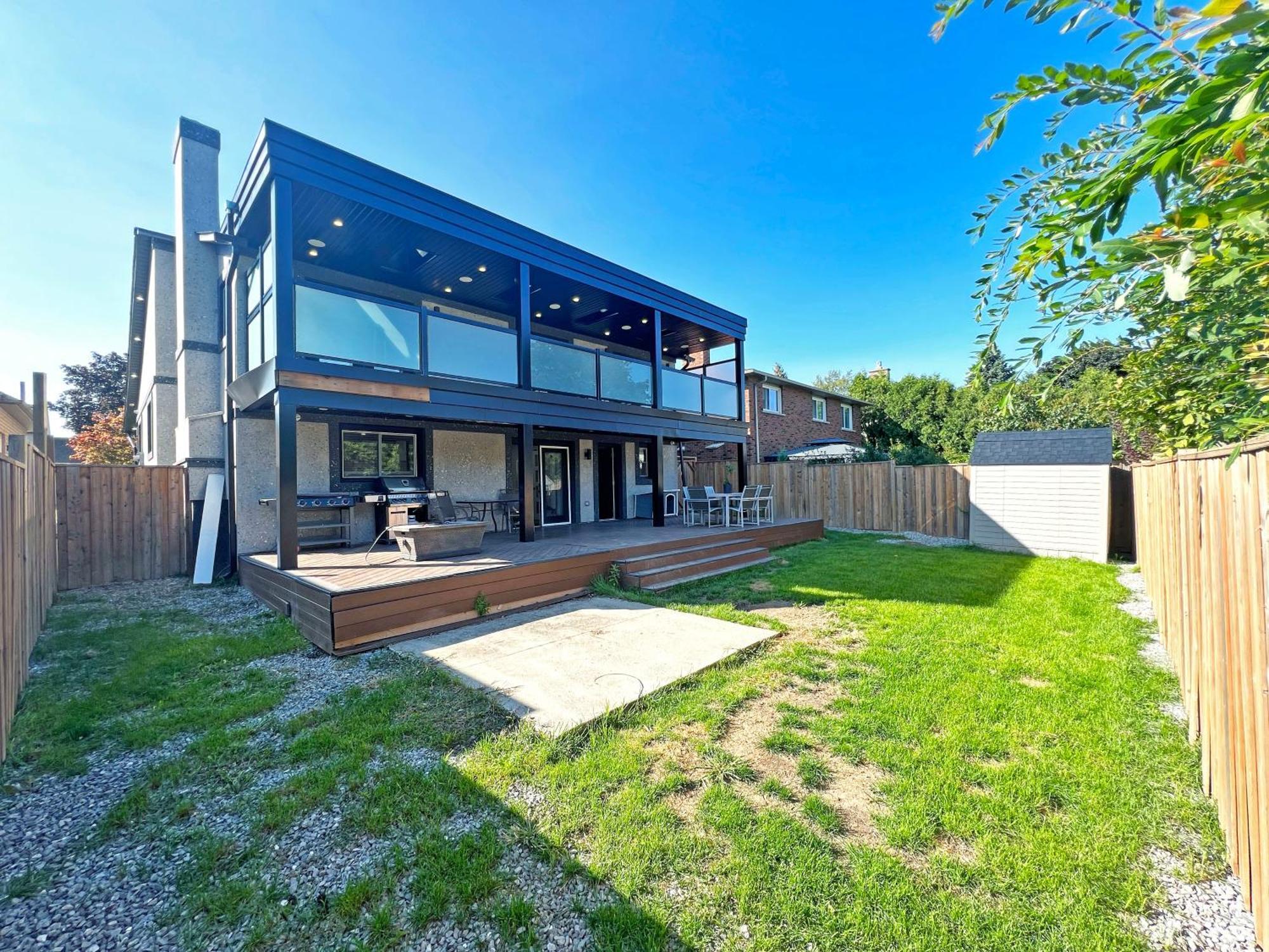 Luxe Near Limeridge - Sleeps 11 - Pool Apartamento Hamilton