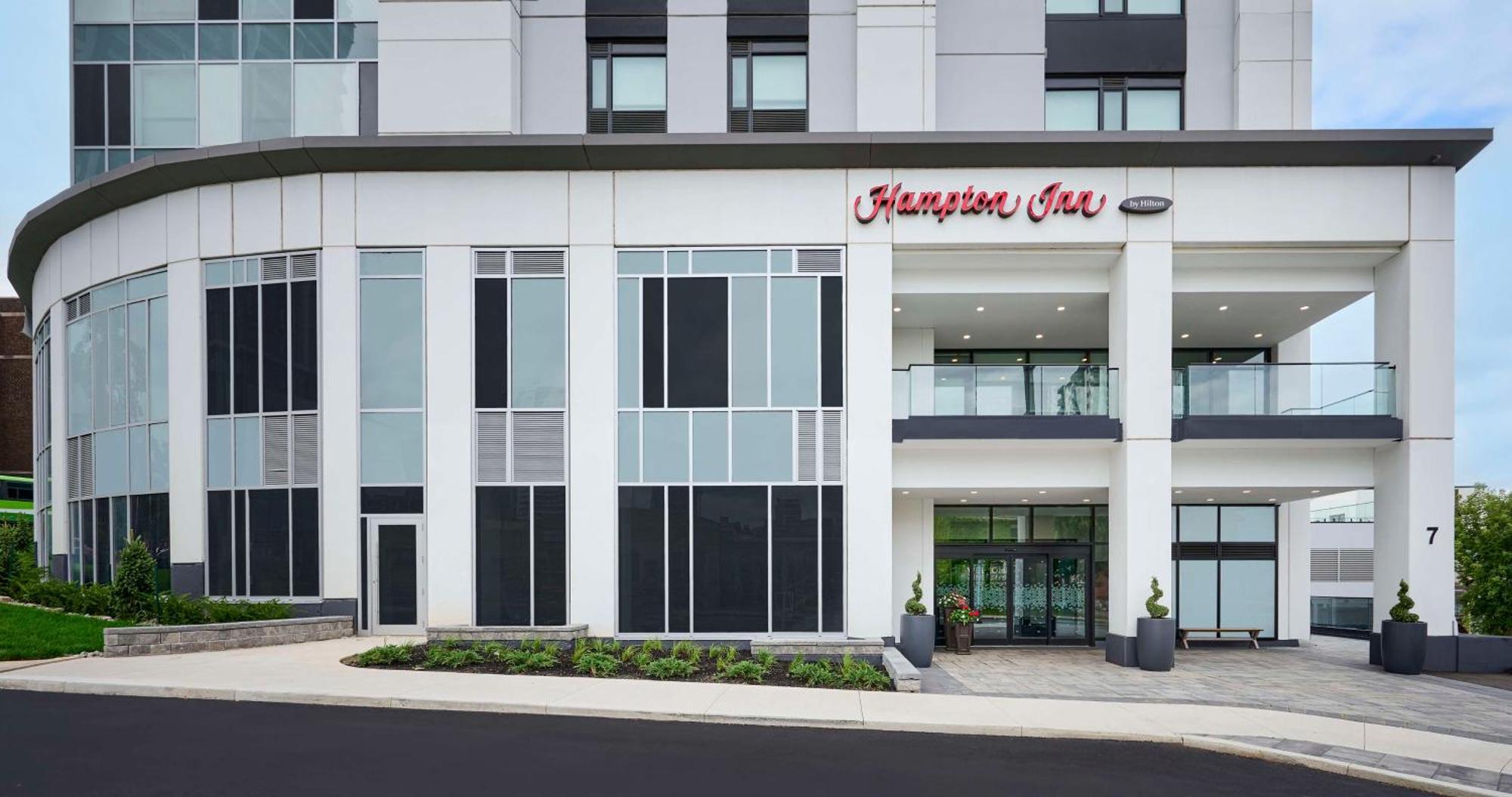 Hampton By Hilton 3*