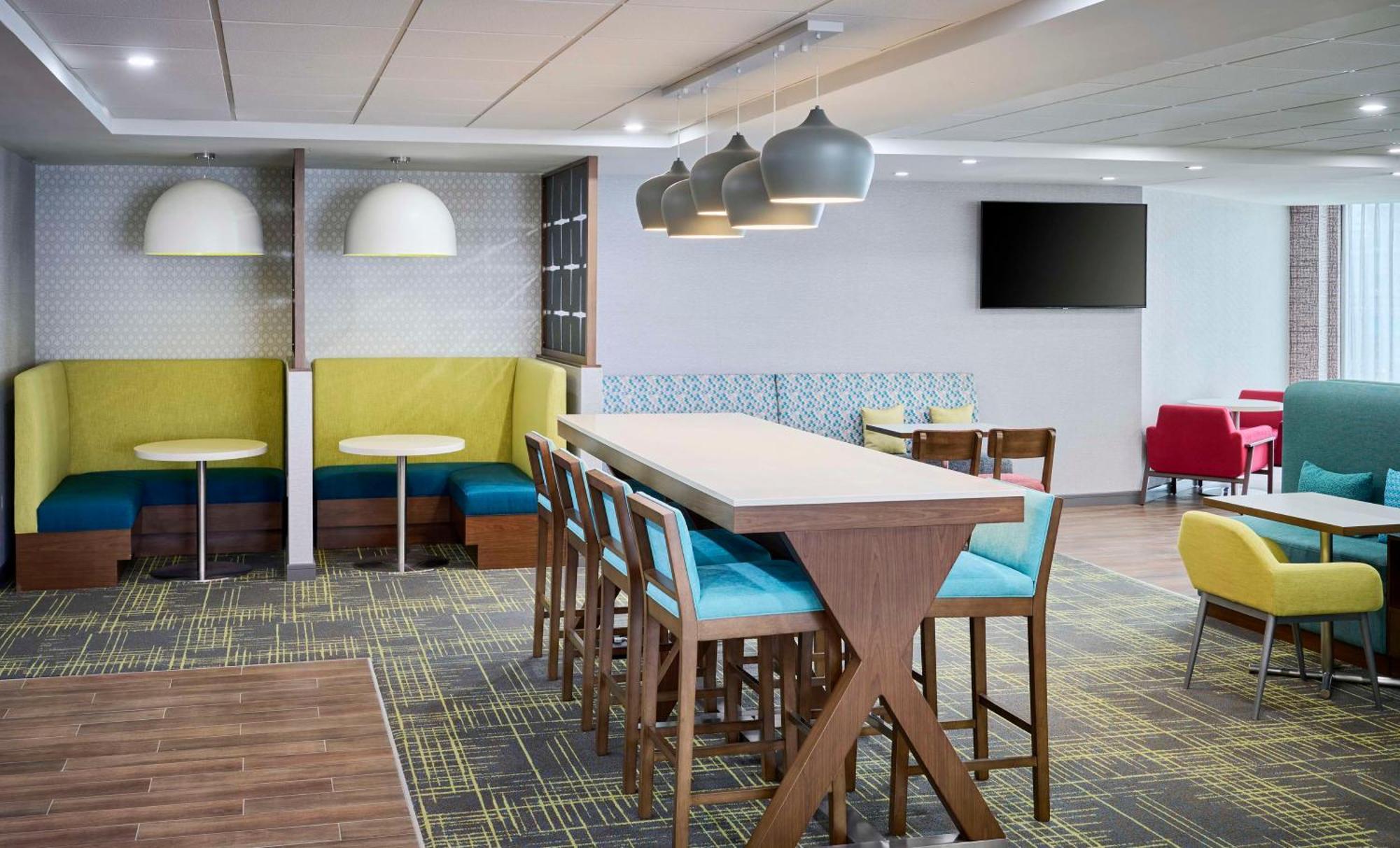 Hampton By Hilton 3*