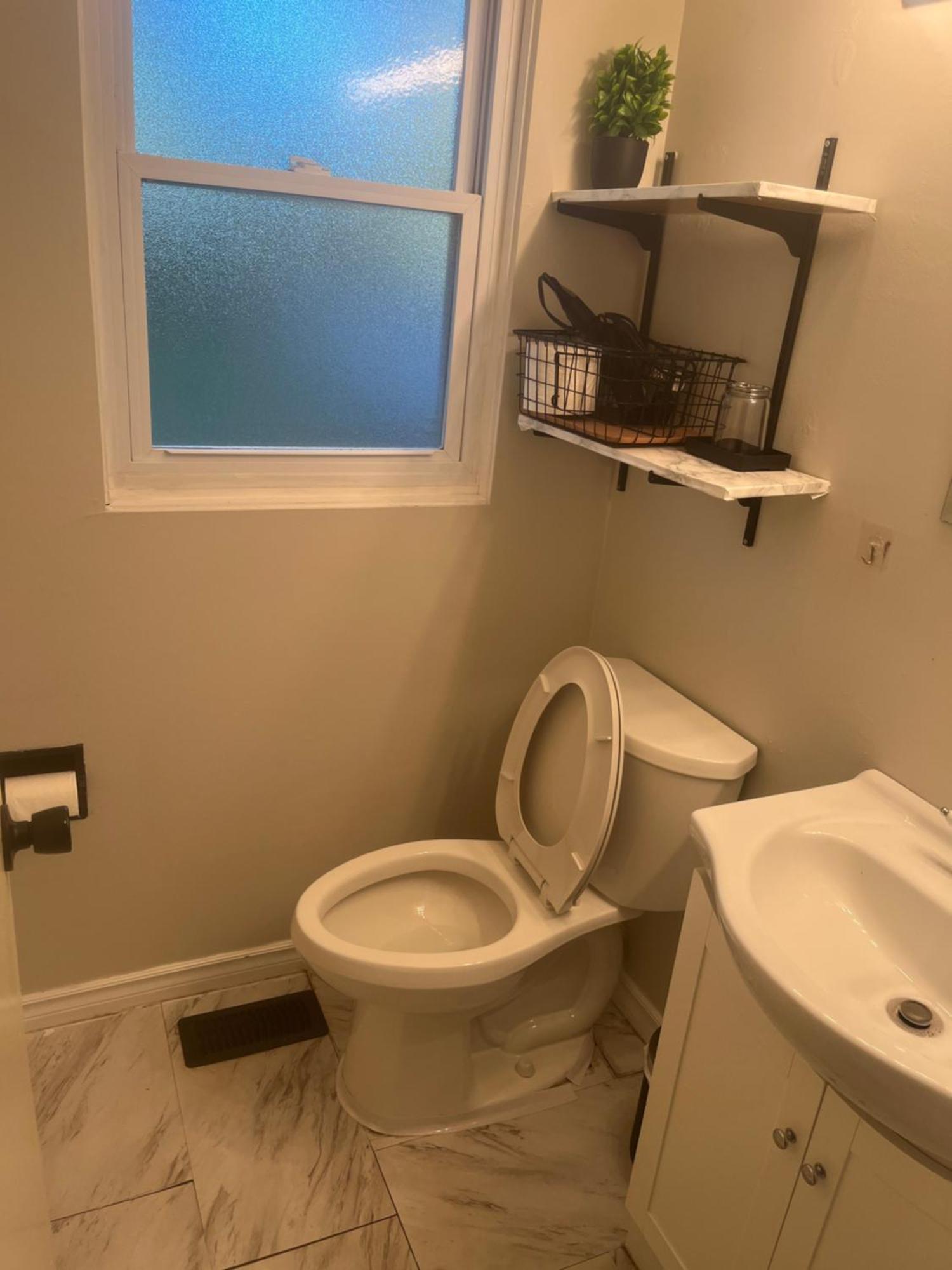 2plex, Choose, 1of 2 Entire Units Apartment