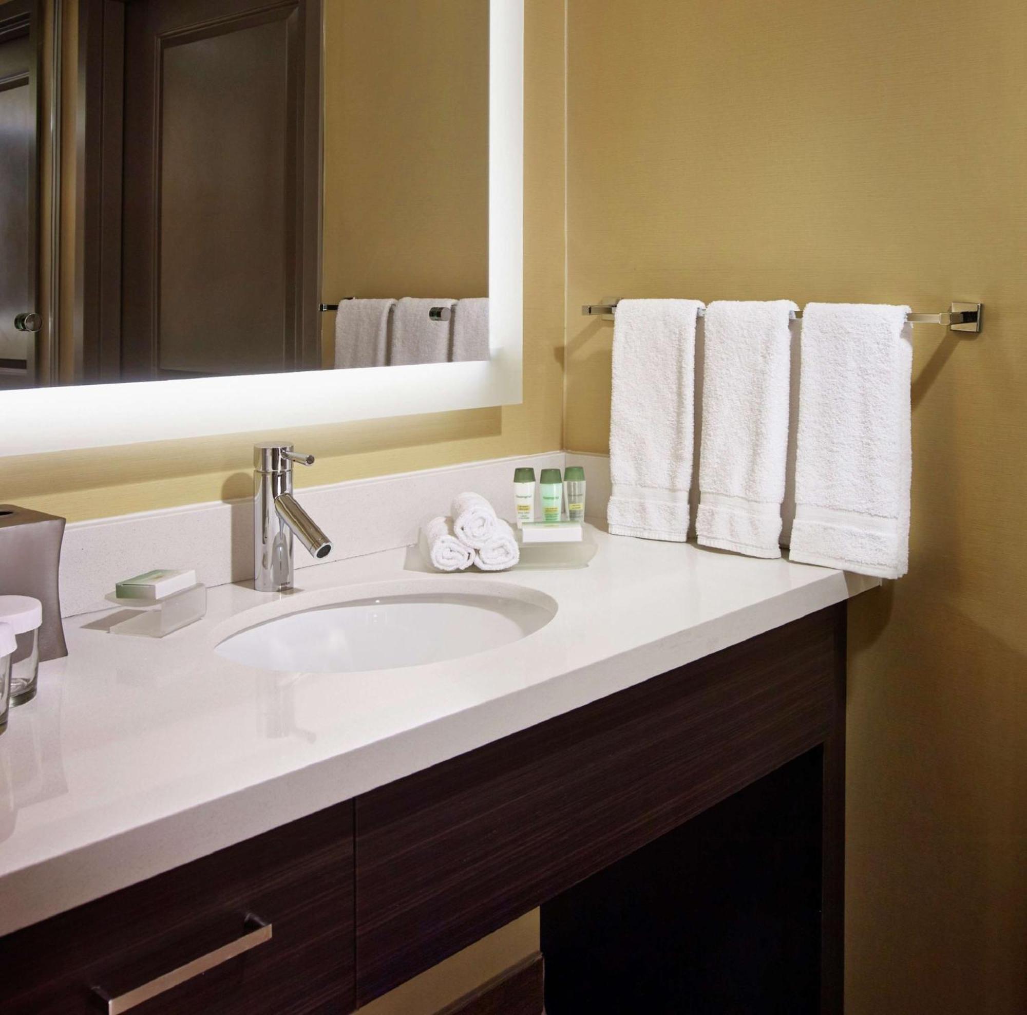 Homewood By Hilton 3* Hamilton