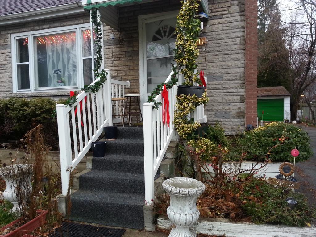 West Guest house 2*