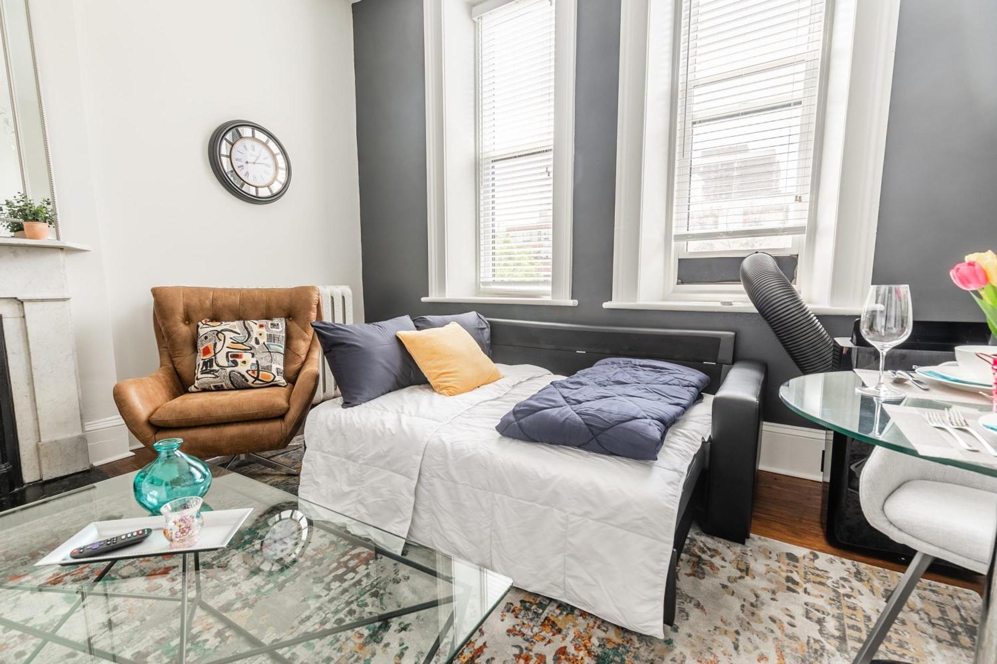 Apartment In The South Neighborhood *