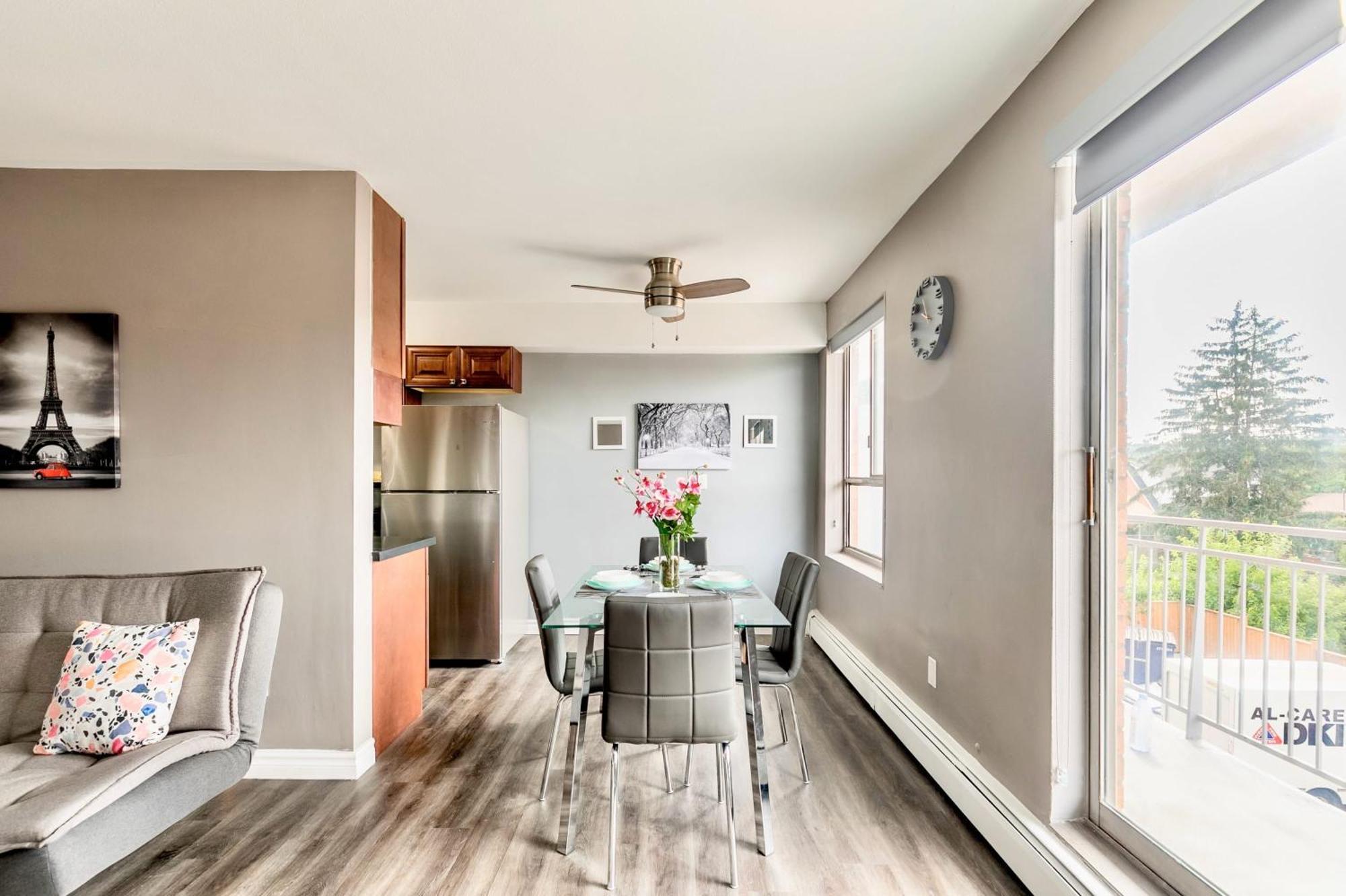 Spacious 2br - Near Dt Apartment Hamilton