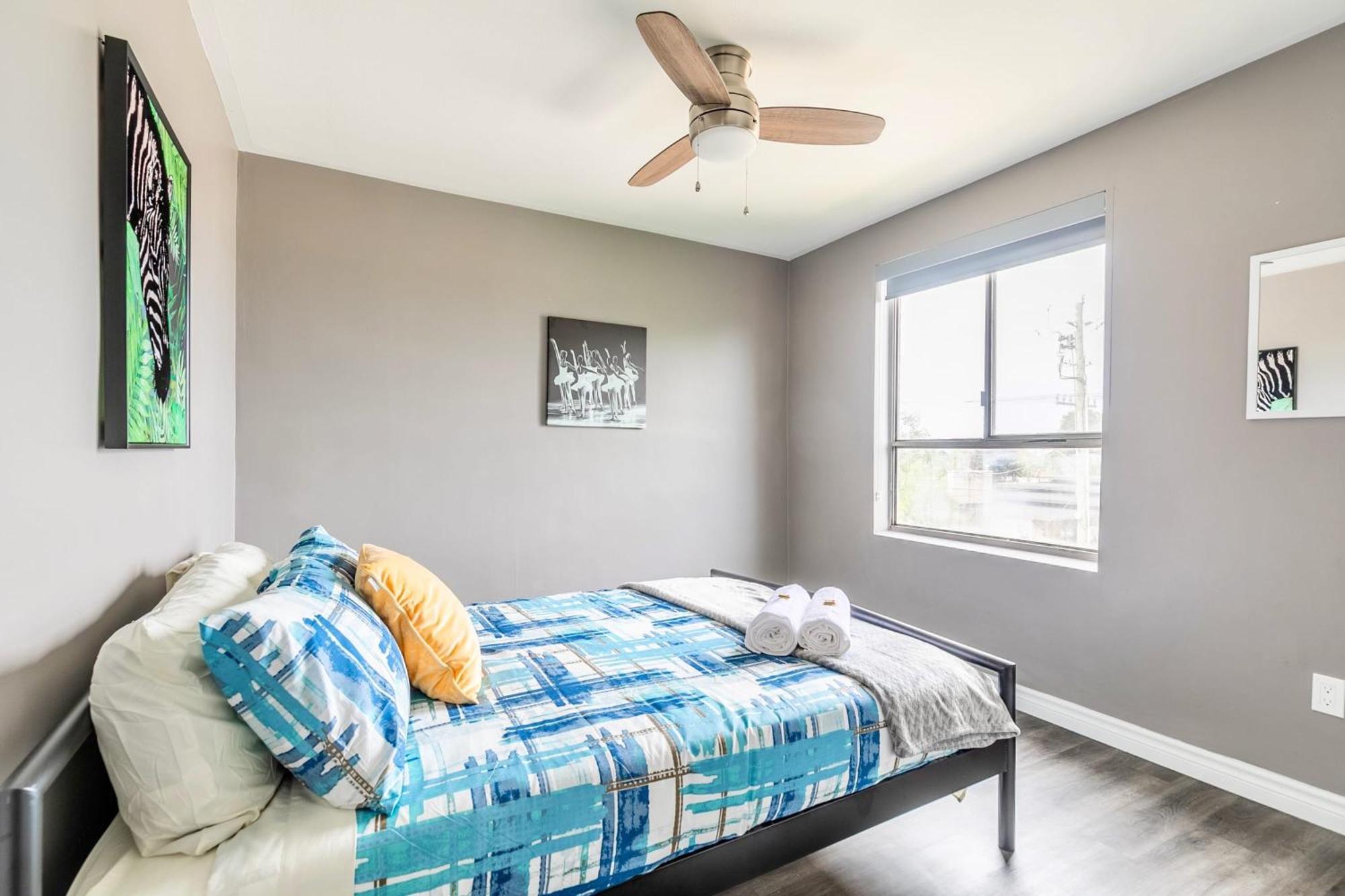 Spacious 2br - Near Dt Hamilton