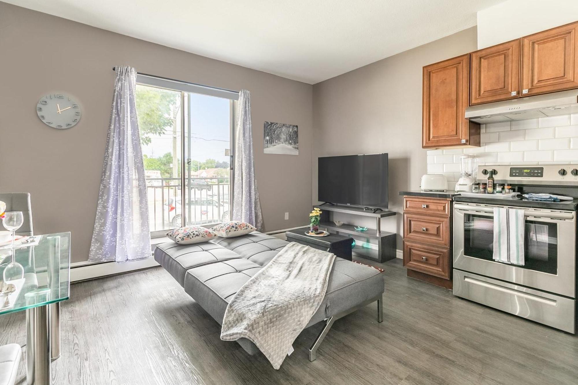 Apartment Glenview West W Patio - Near Downtown