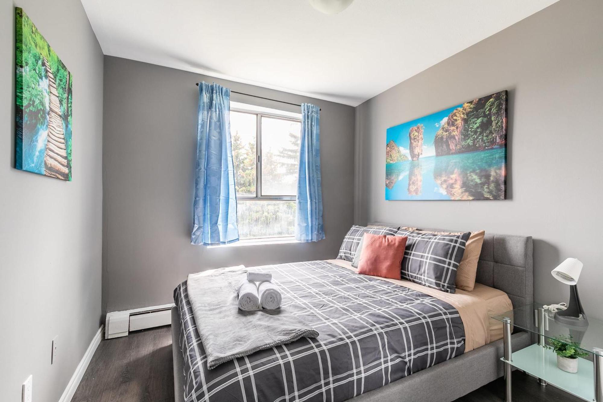 2br - Near Downtown - Sleeps 6 Apartment Hamilton