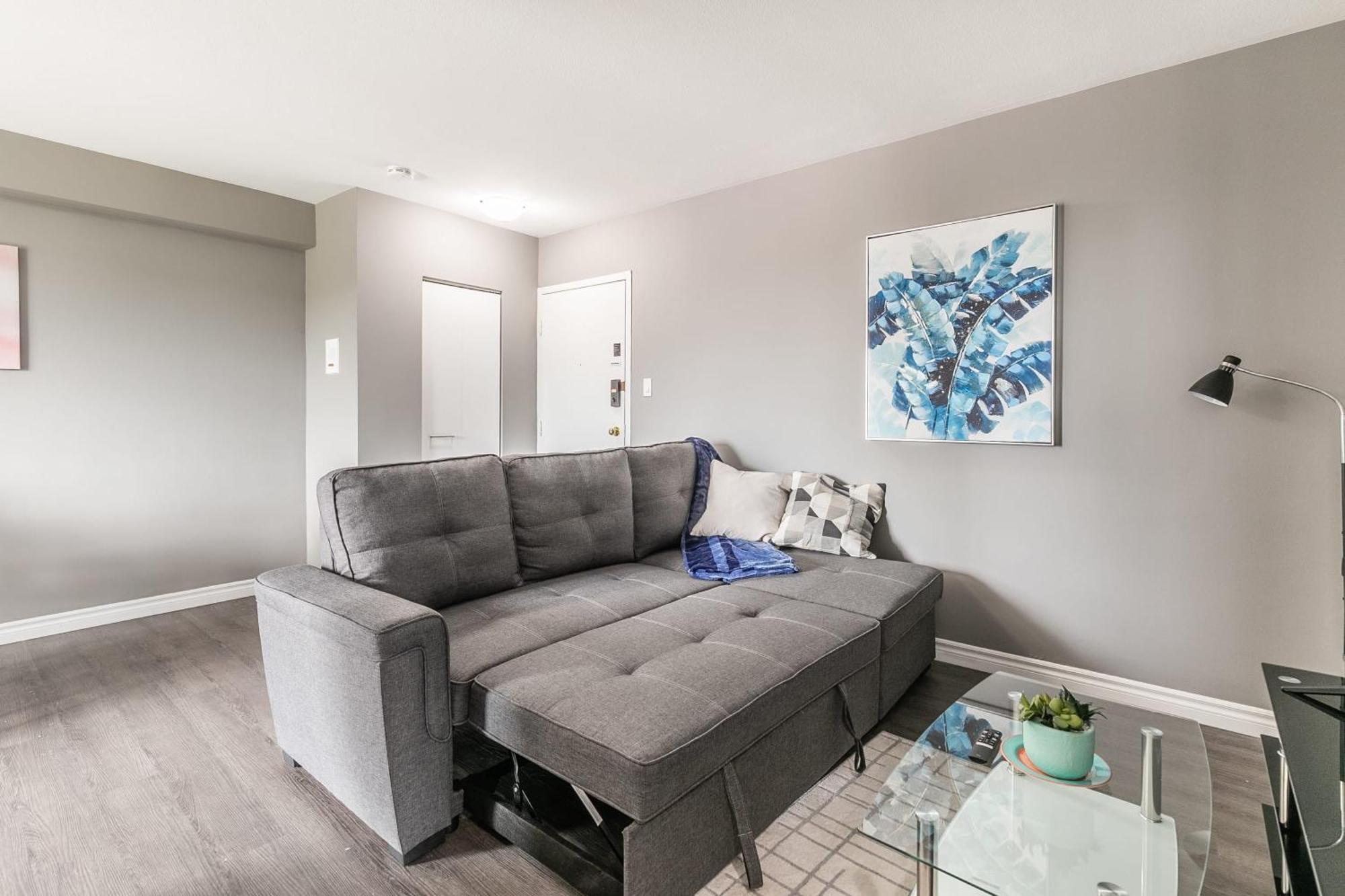 2br - Near Downtown - Sleeps 6