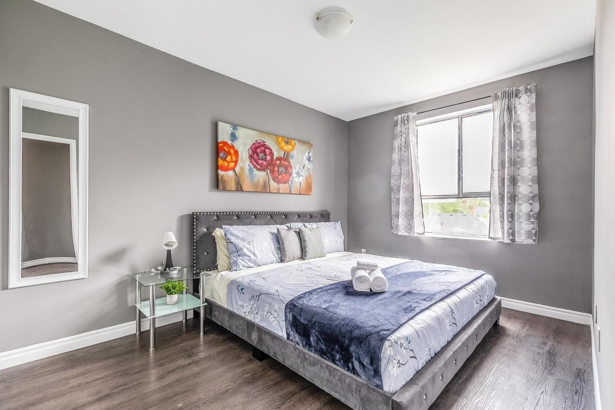 2br - Near Downtown - Sleeps 6