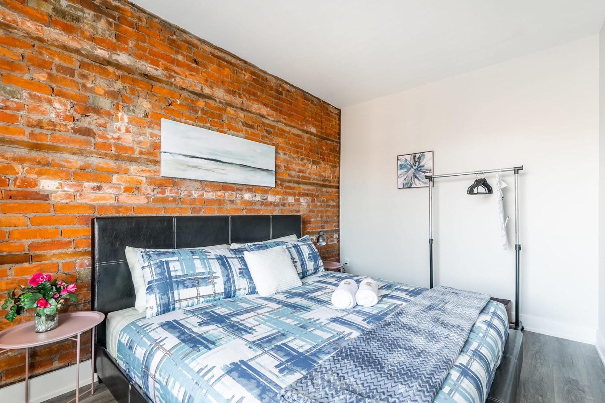 1br In Hamilton's Neighbourhood Apartment Hamilton