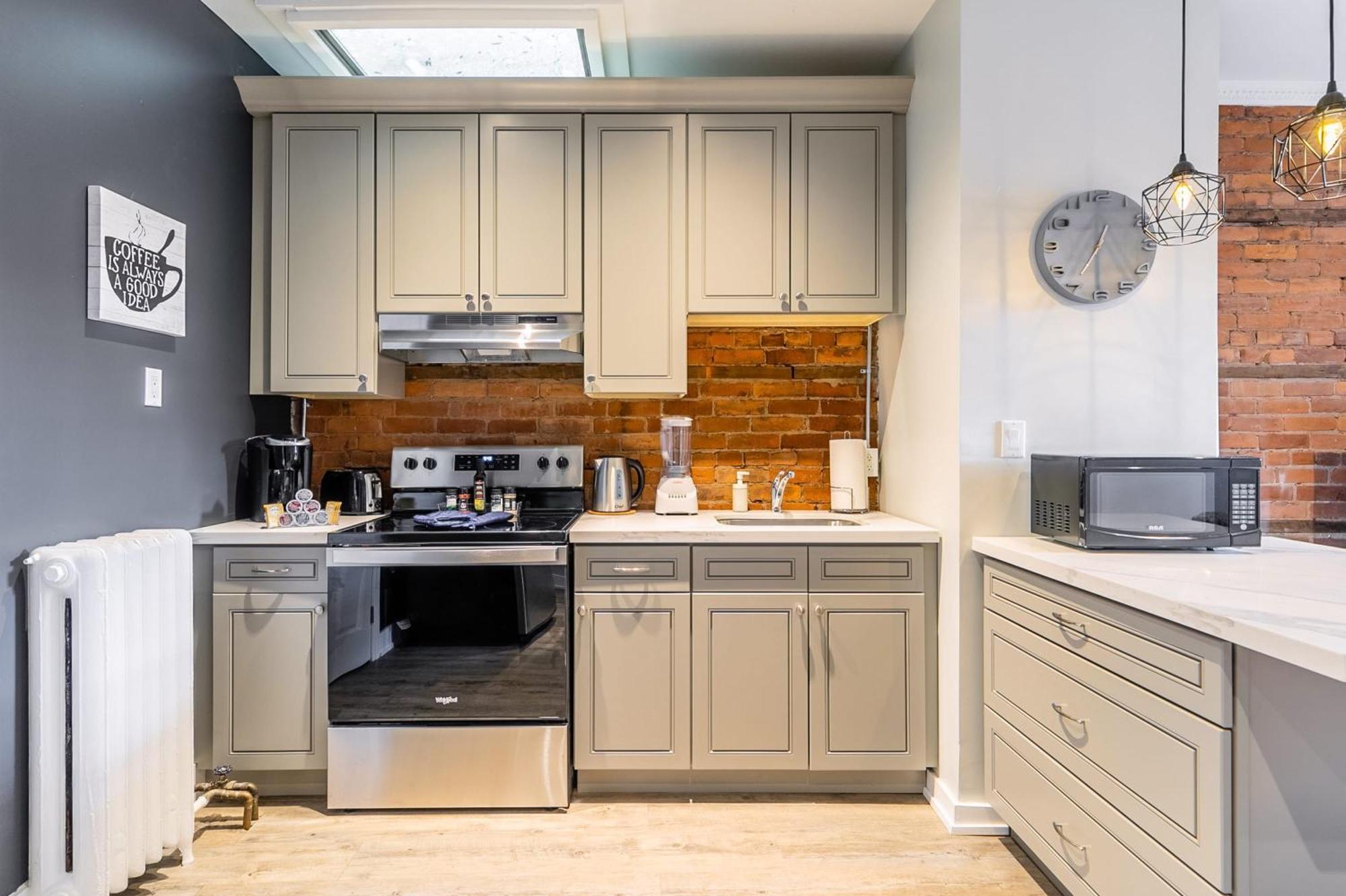 Apartment Cozy 1br Unit On Street North