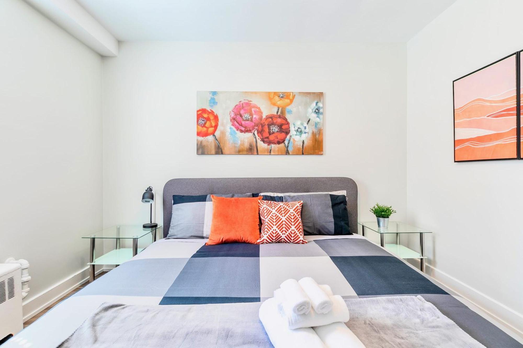 Modern In Corktown * Hamilton