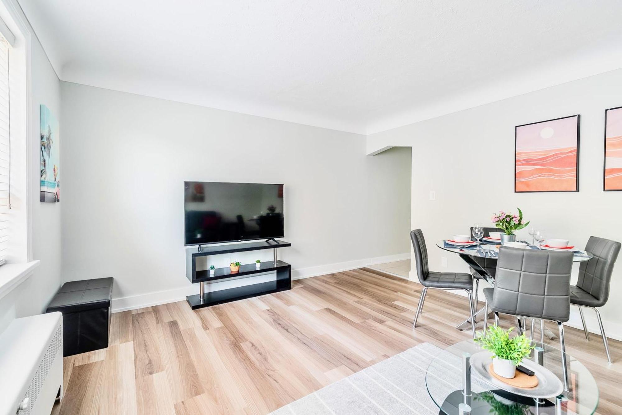 Modern 1br In Corktown * Hamilton