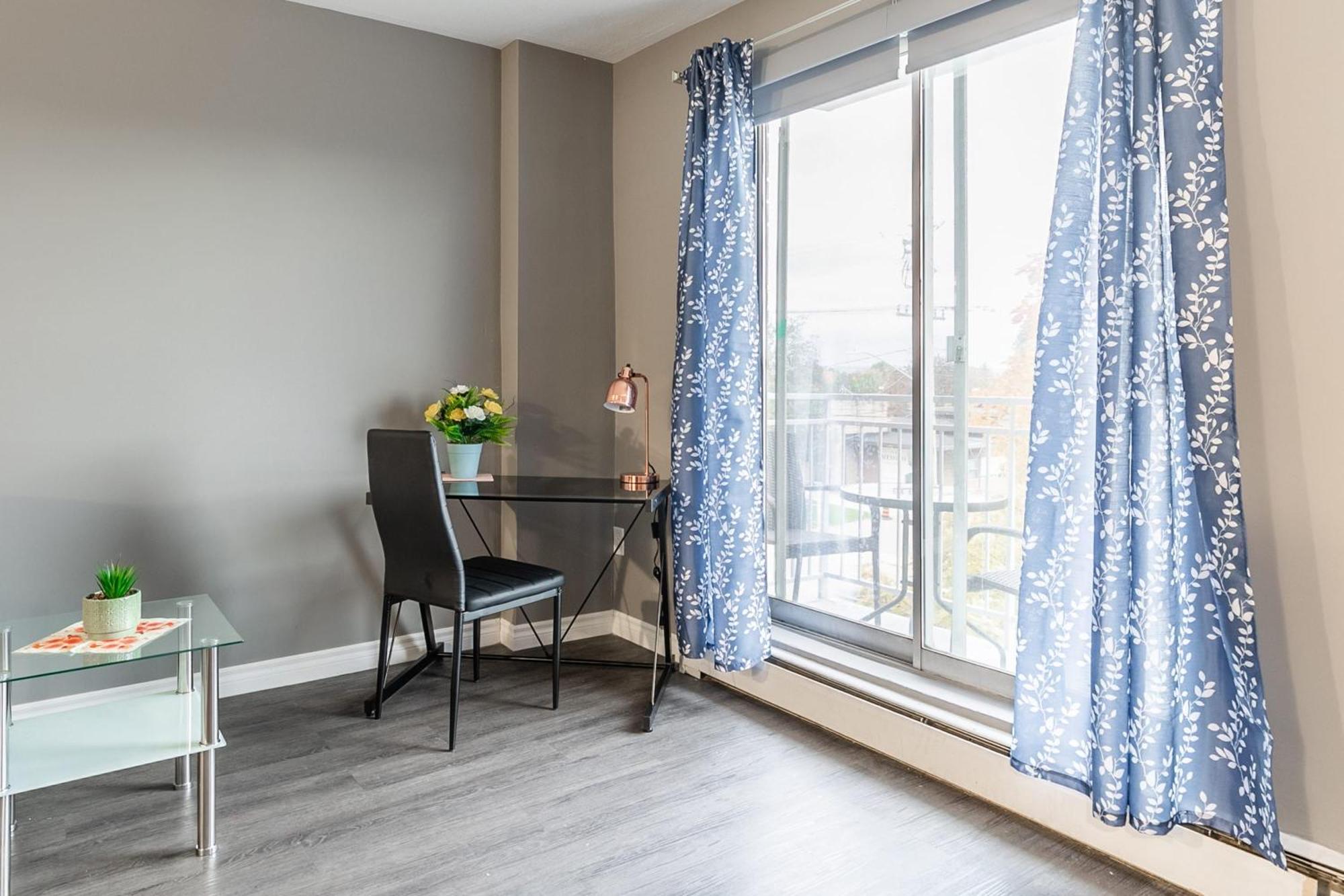 Apartment 1br In Glenview West *