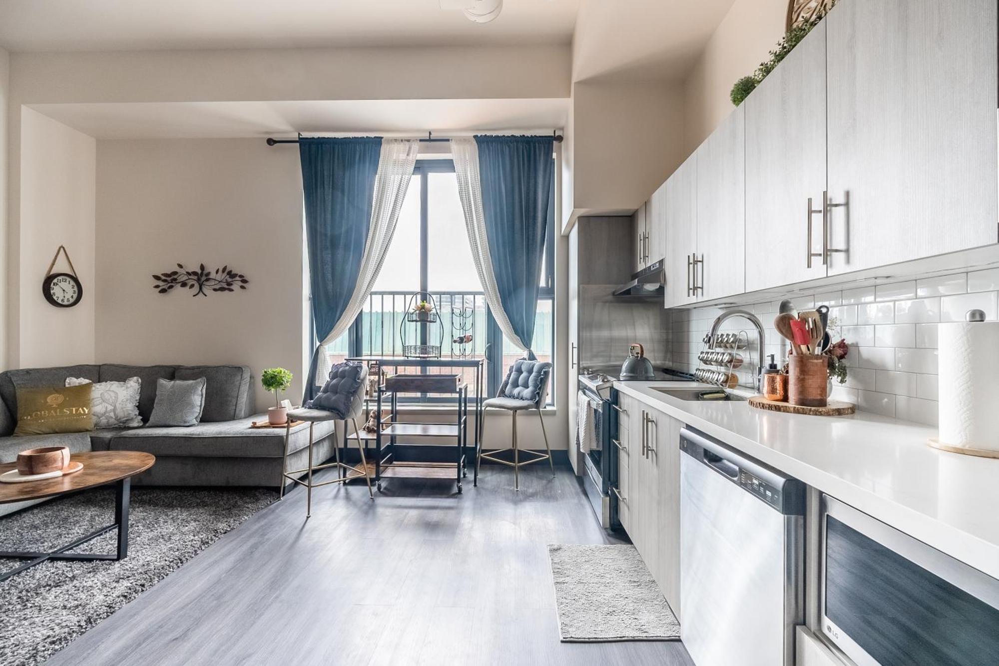 Globalstay New Downtown Apartment *