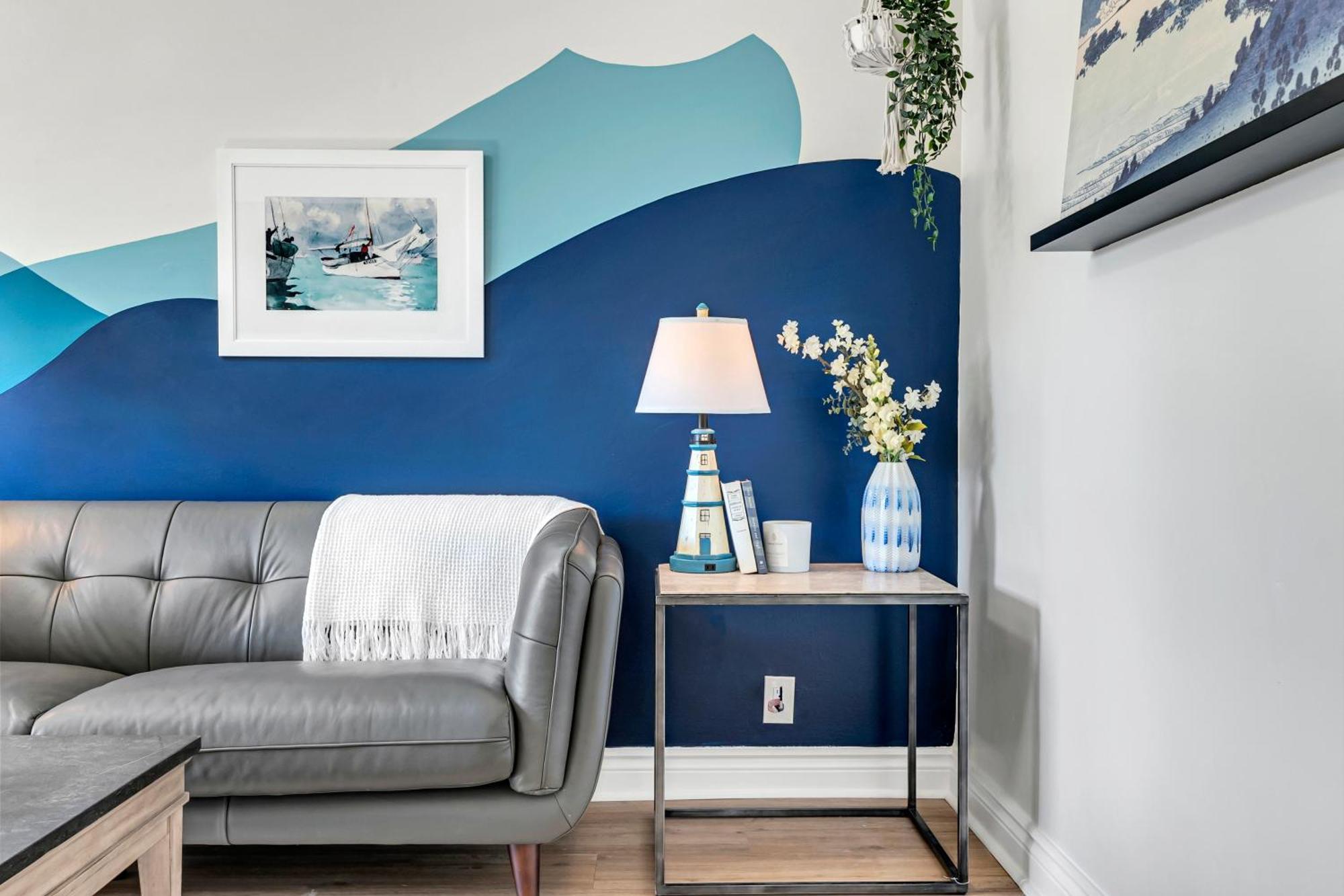 Harbour House Apartment *