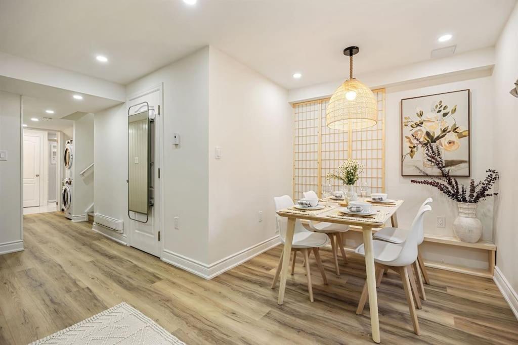Fully Yours, Brand New Basement, Private Entrance * Hamilton