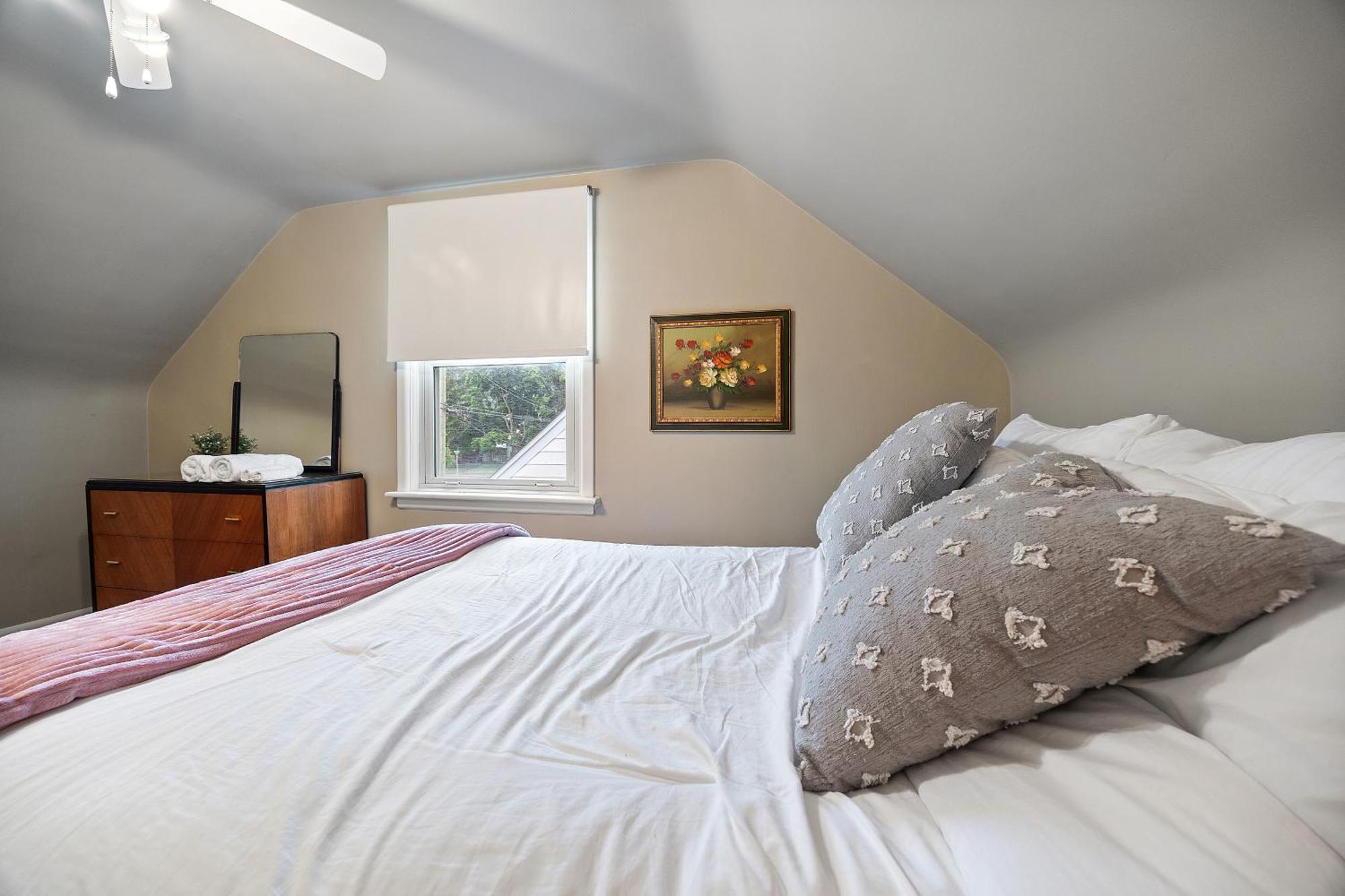 4 Bedroom In Villa Hamilton