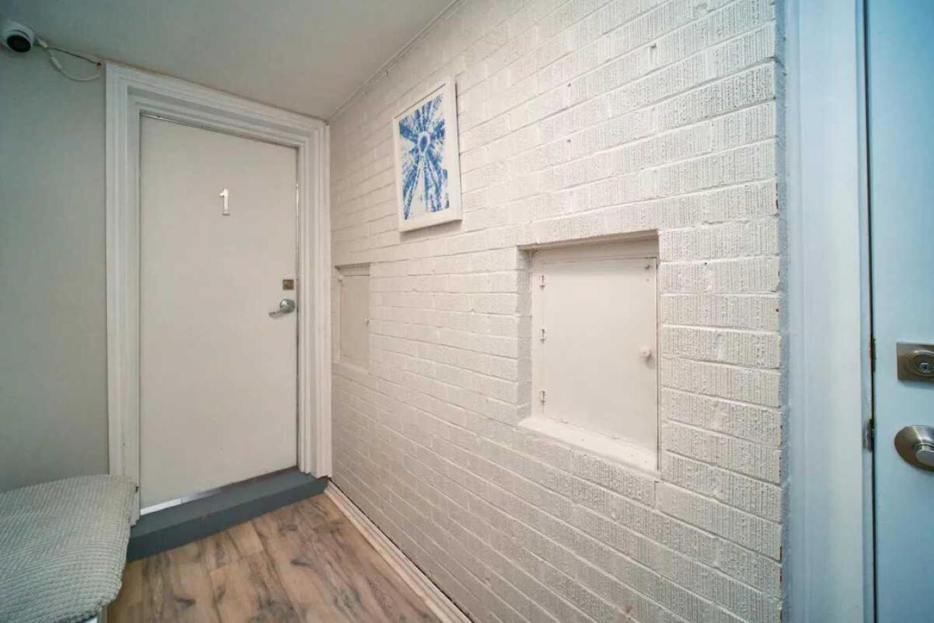 Apartment Chic Retreat - Comfy Beds - Garden - Pool Hamilton