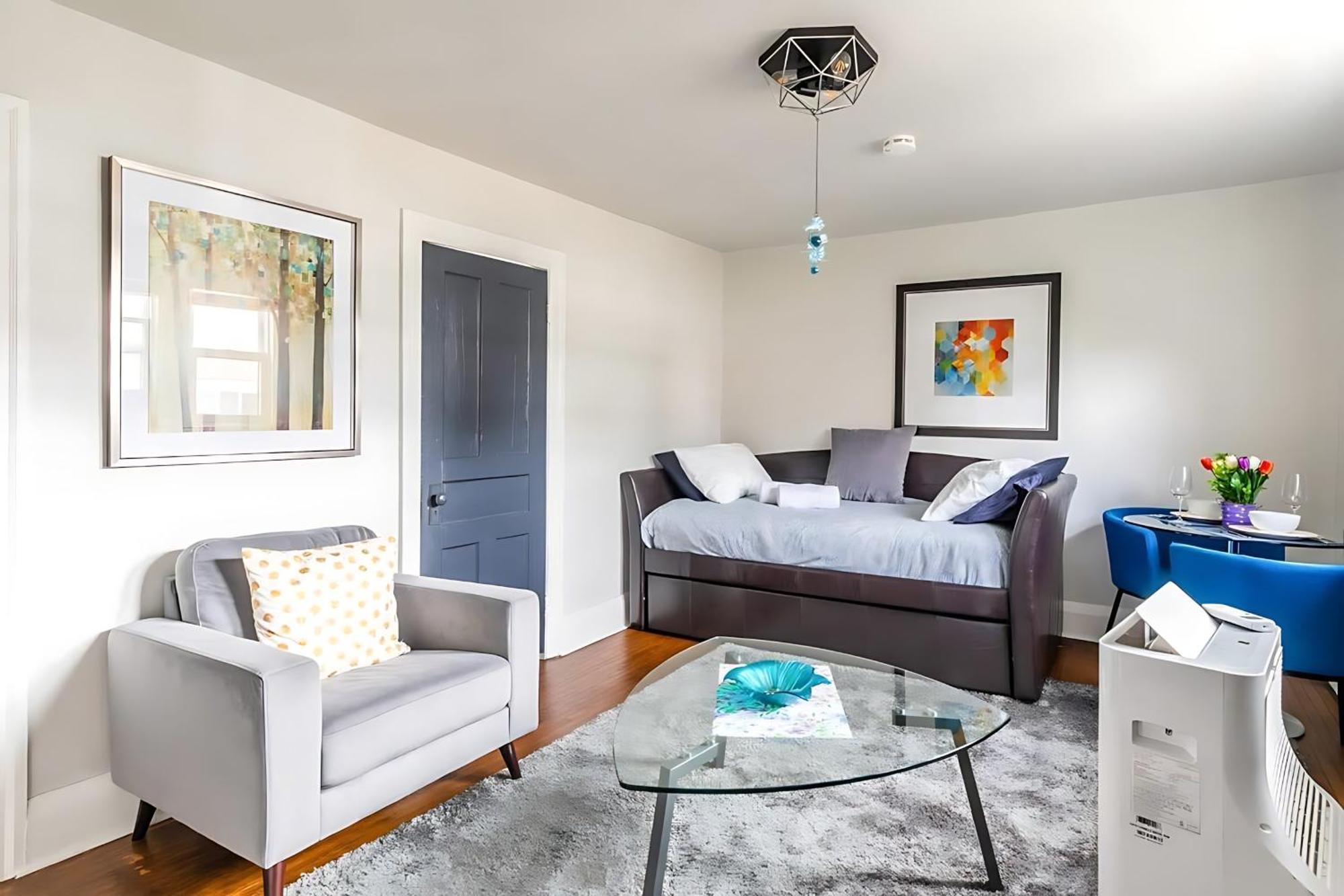 Modern 1br - South Apartment