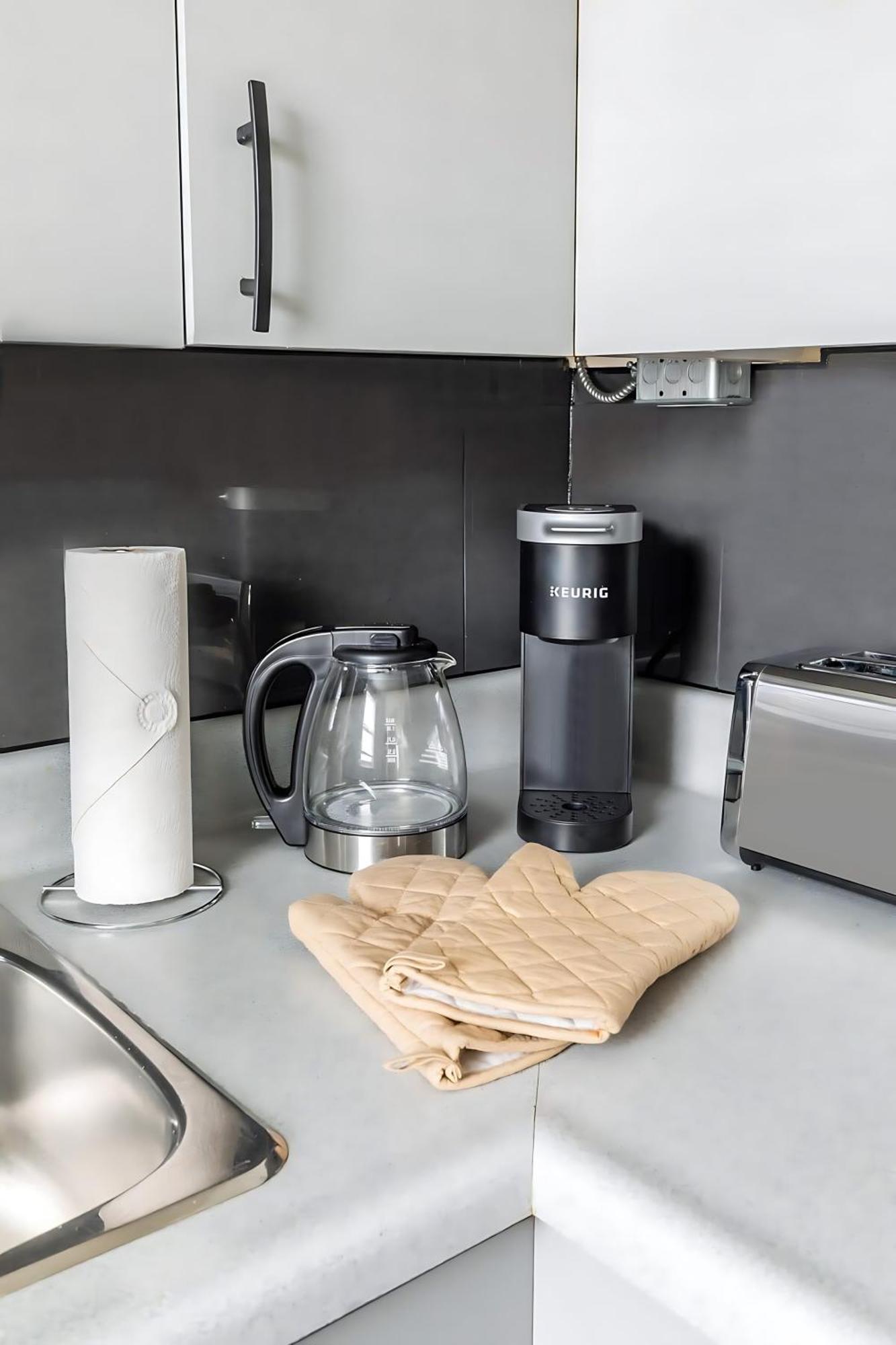 Modern 1br - South Apartment *