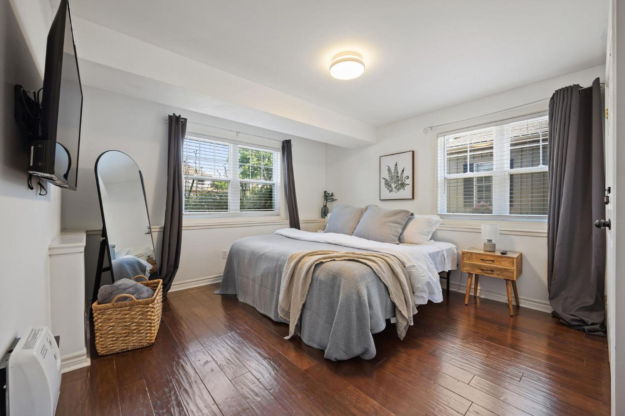 Holiday home The Nautical Nook Luxury House Hamilton