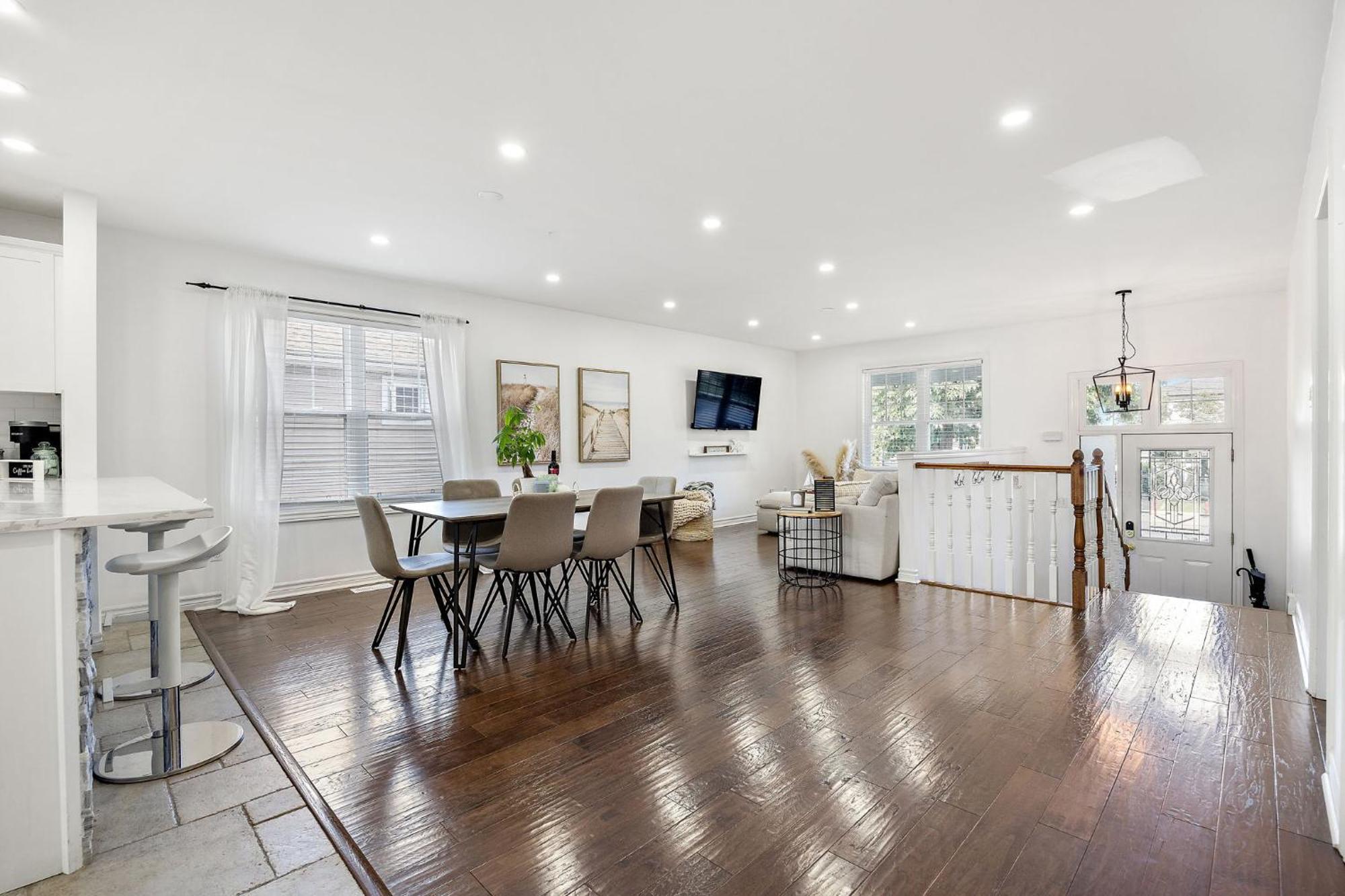 The Nautical Nook Luxury House