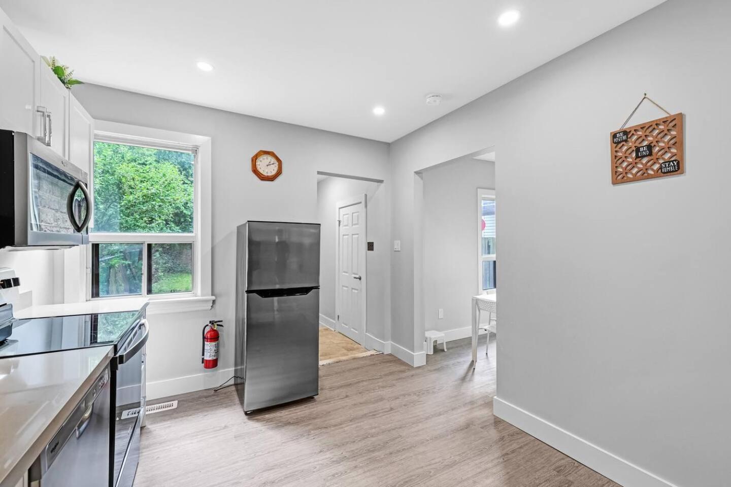 Bright And Renovated 3br Gem Near Downtown Casa de férias