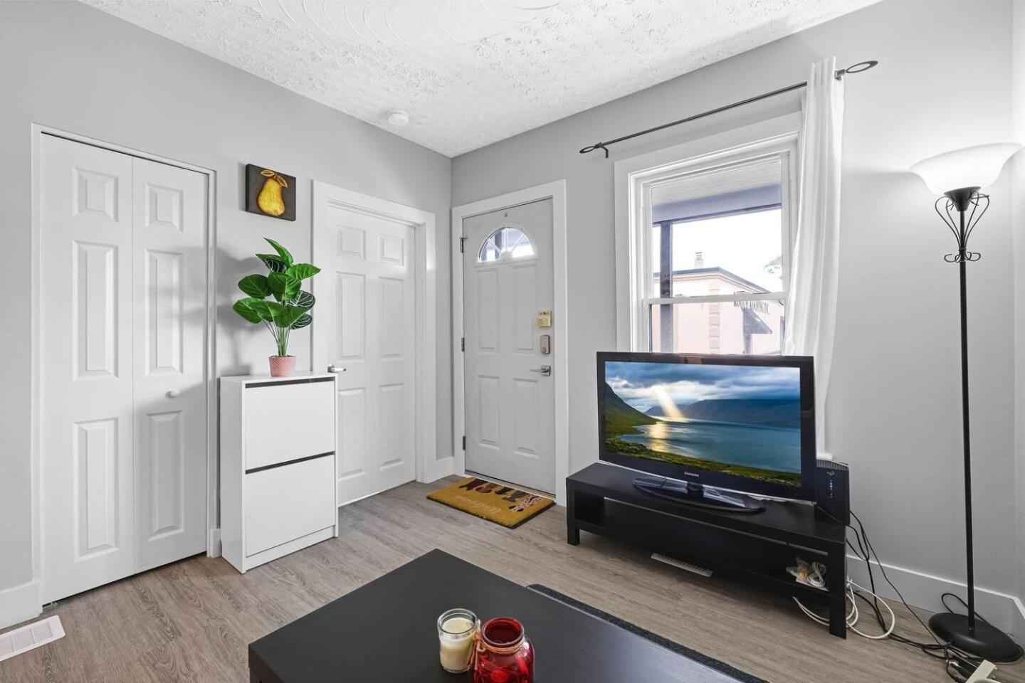 Bright And Renovated 3br Gem Near Downtown Casa de férias *