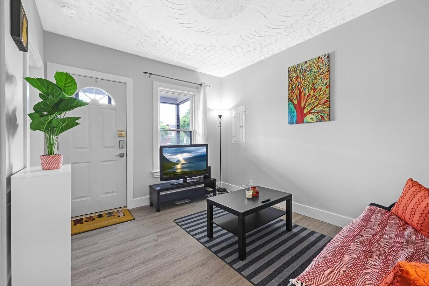 Bright And Renovated 3br Gem Near Downtown Casa de férias Hamilton